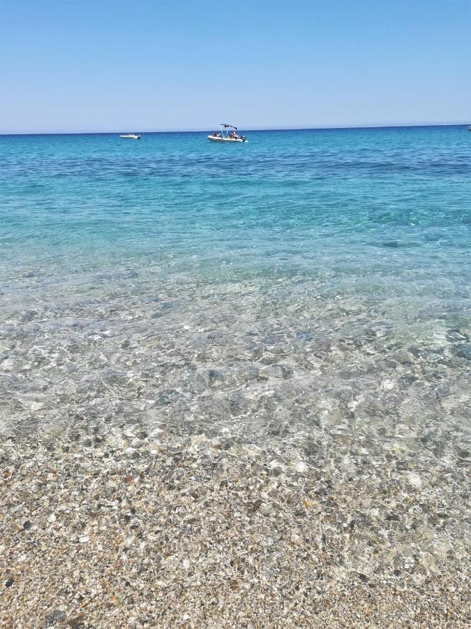 Casa Vacanza Stella Del Mare カーラゴノネ エクステリア 写真